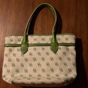 Dourney & Burke Pocketbook in excellent condition